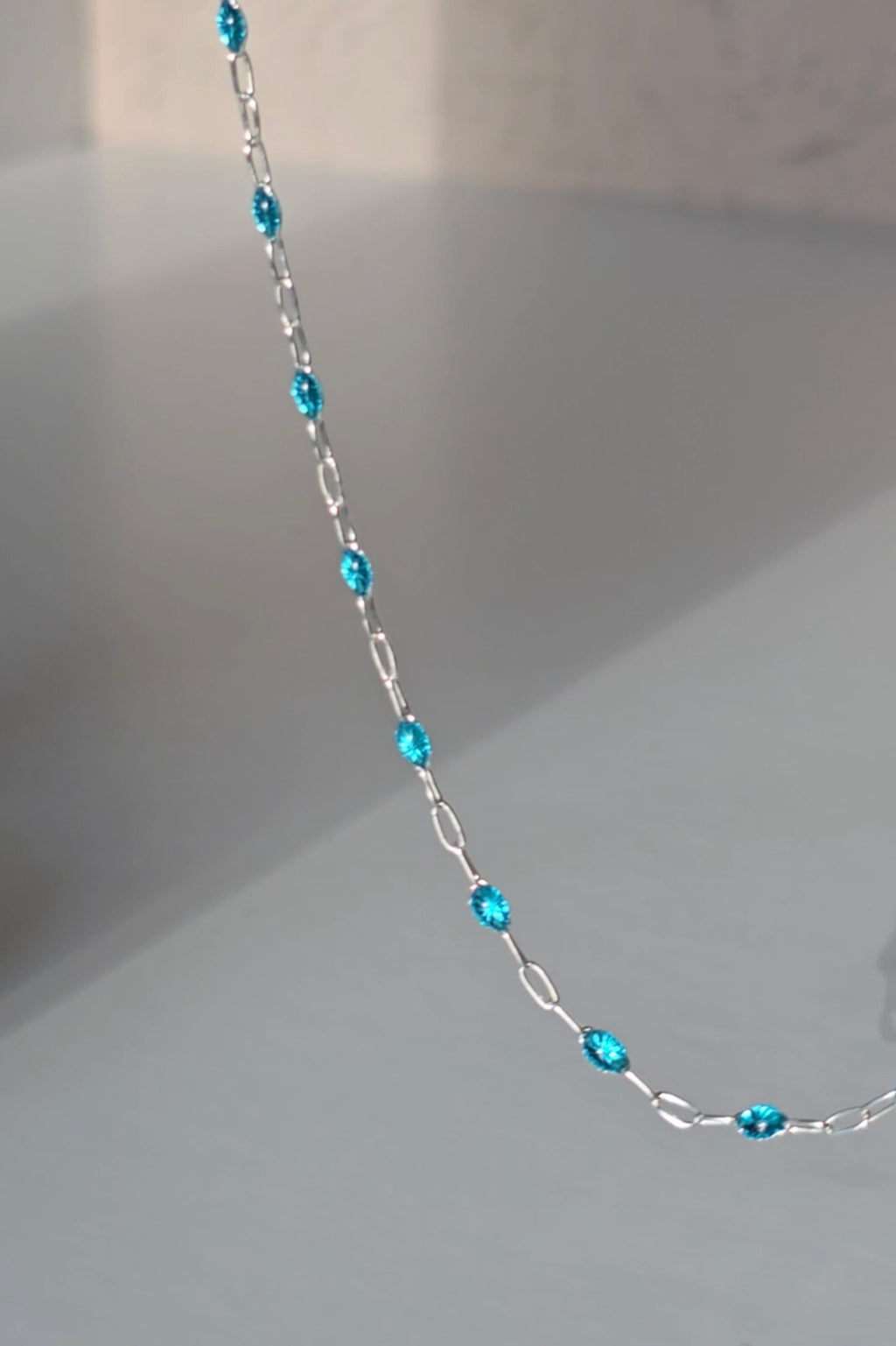 Additional view of the Celeste sterling silver chain in OLANTI's The Link Up selection