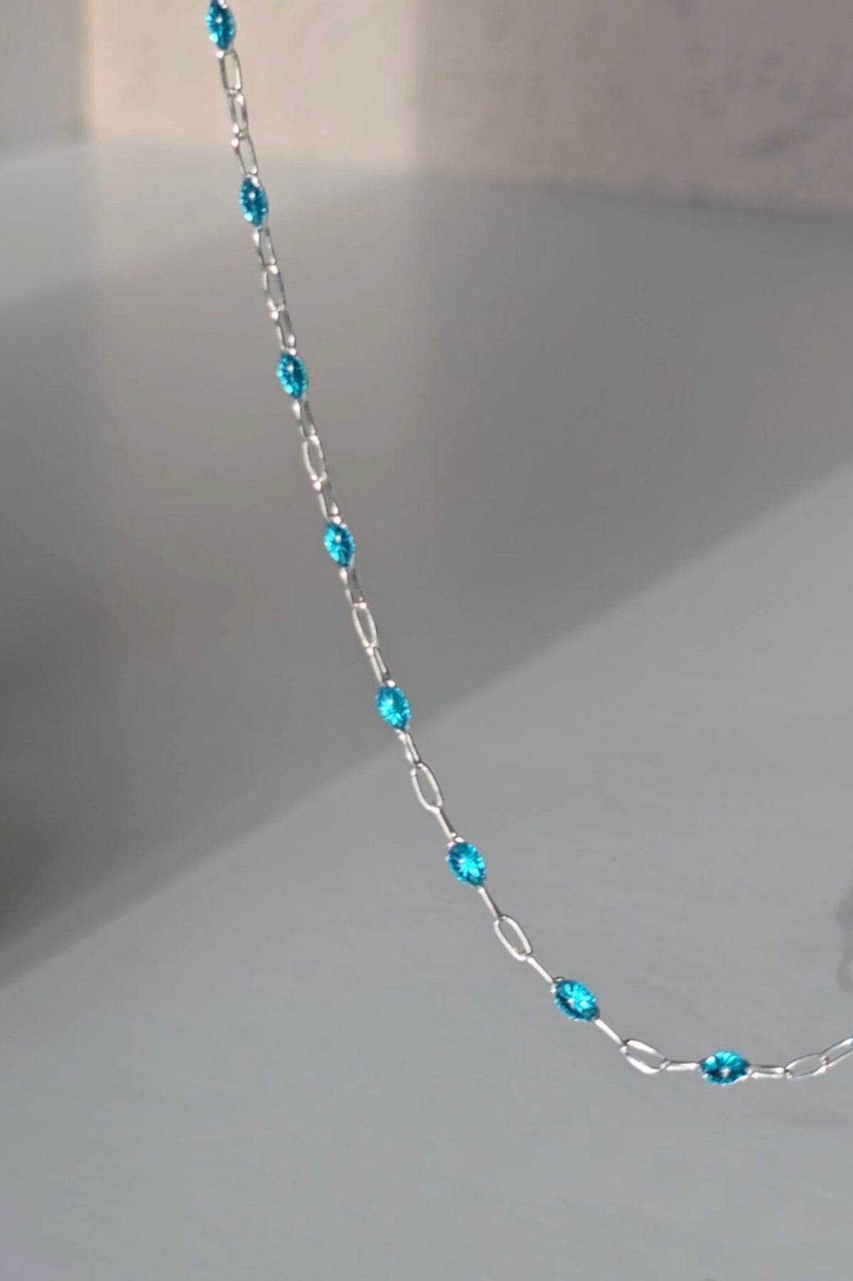 Additional view of the Celeste sterling silver chain in OLANTI's The Link Up selection