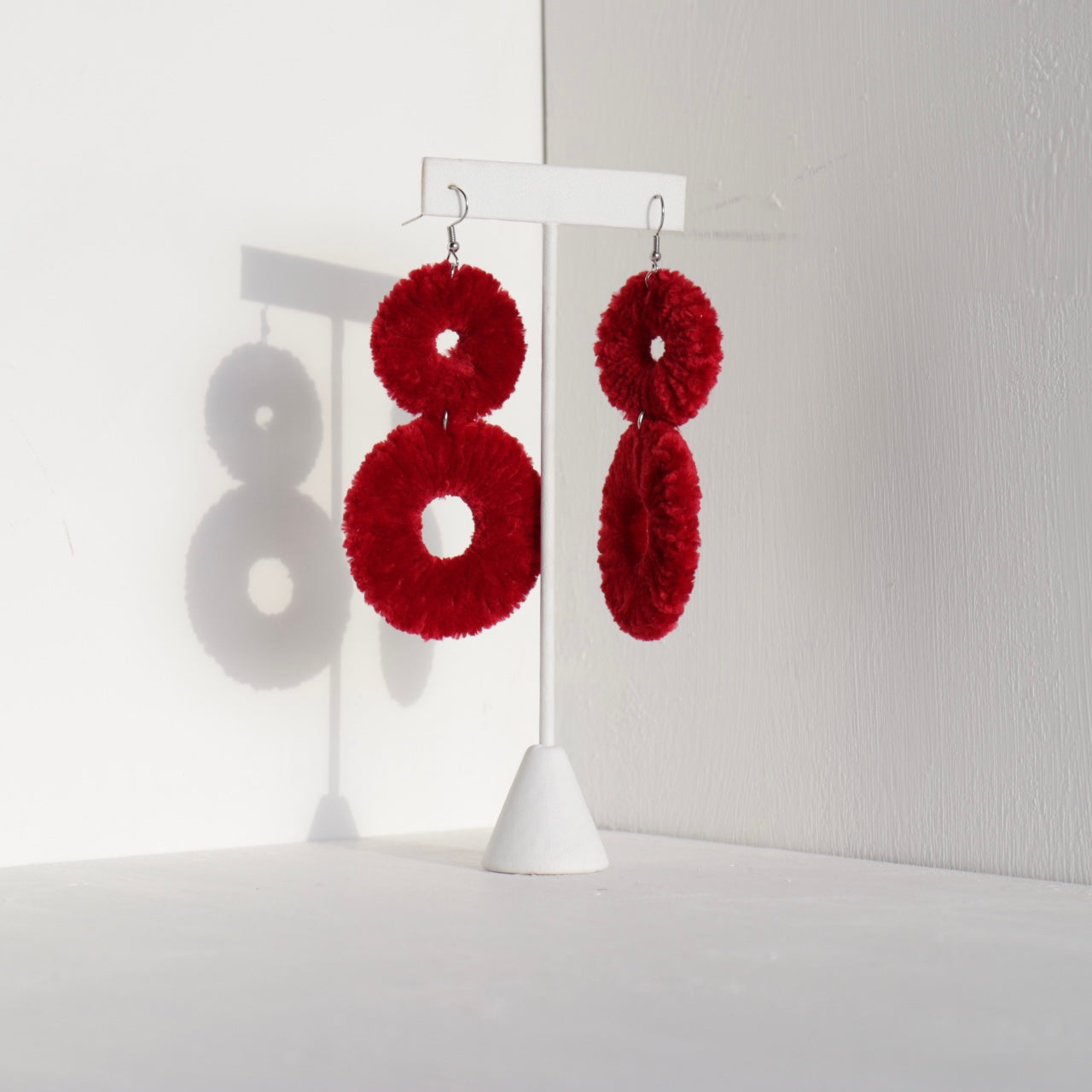 OlaNti Velvet Kaarlo statement earrings – handcrafted double-circle velvet earrings with a plush, textured finish. Red