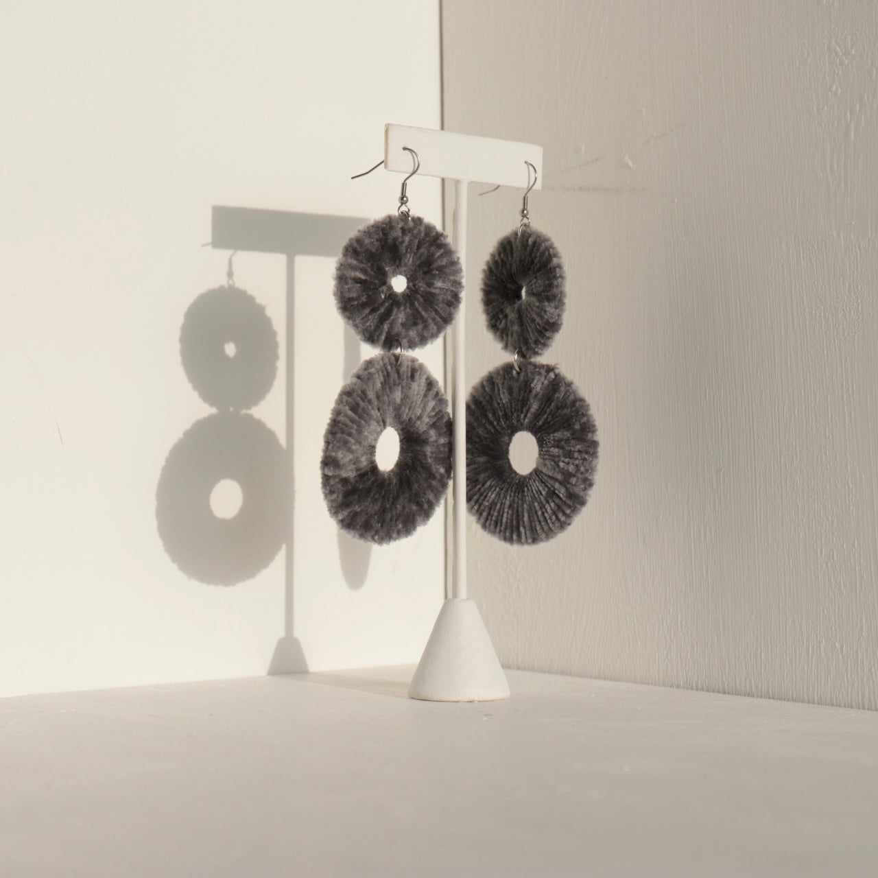OlaNti Velvet Kaarlo statement earrings – handcrafted double-circle velvet earrings with a plush, textured finish. Gray